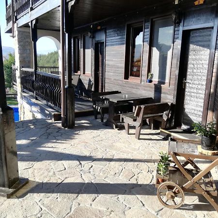 特里丰萨乐桑家庭酒店 格拉瓦塔斯 外观 照片